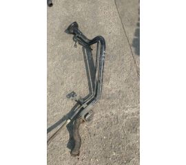 Горловина топливного бака