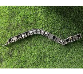 Крепление бампера