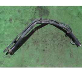 Горловина топливного бака