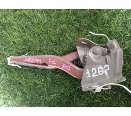 Кронштейн капота