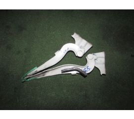 Кронштейн капота