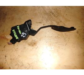 Педаль газа