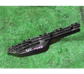 Крепление бампера