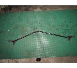 Распорка подкапотная