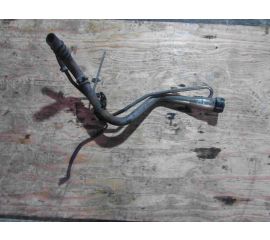 Горловина топливного бака