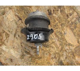 Подушка двигателя