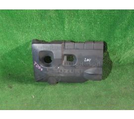 Пластиковая крышка на двс