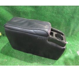 Бардачок между сиденьями