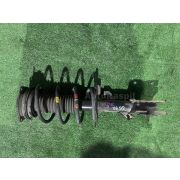 Стойка подвески Nissan SERENA CC25 MR20DE