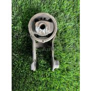 Подушка двигателя Toyota VITZ SCP90 2SZFE