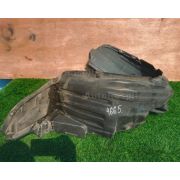 Подкрылок Toyota NADIA SXN10 3SFE