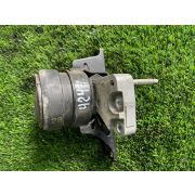 Подушка двигателя Toyota VITZ SCP10 1SZFE