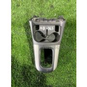 Консоль Toyota RAV4 ZCA26 1ZZFE