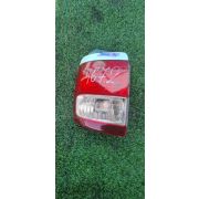 Стоп сигнал Toyota HIACE REGIUS RCH41 3RZFE