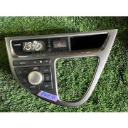 Управление печкой Toyota WISH ZNE10 1ZZFE