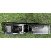 Бардачок между сиденьями Nissan X-TRAIL T32 MR20DD