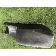 Бардачок между сиденьями Toyota MARK II QUALIS SXV25 5SFE