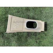 Бардачок между сиденьями Nissan TIIDA C11 HR15DE