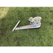 Стеклоподъемник Nissan EXPERT VW11 QG18DE