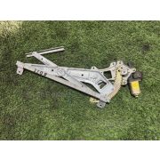 Стеклоподъемник Nissan LIBERTY RM12 QR20DE