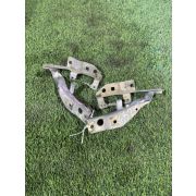 Кронштейн капота Nissan X-TRAIL NT30 QR20DE