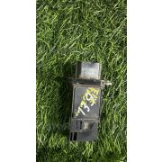 Датчик расхода воздуха Nissan WINGROAD Y12 HR15DE