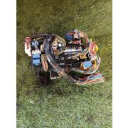 Блок предохранителей Suzuki ESCUDO TD94W H27A