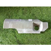 Пластиковая крышка на двс Toyota PRIUS ZVW30 2ZRFXE