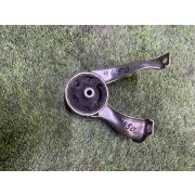 Подушка двигателя Mitsubishi DION CR6W 4G94
