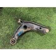 Рычаг Toyota RACTIS SCP100 2SZFE