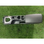 Бардачок между сиденьями Nissan DUALIS KJ10 MR20DE