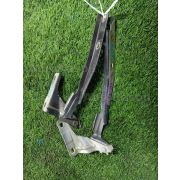 Кронштейн капота Nissan NOTE E11 HR15DE