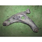 Рычаг Toyota BELTA SCP92 2SZFE
