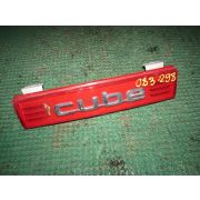Вставка между стопов Nissan CUBE Z12 HR15DE