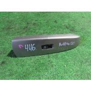 Блок упр. стеклоподъемниками Toyota PRIUS NHW20 1NZFXE