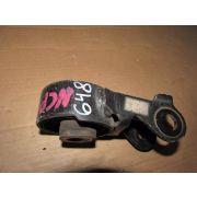Подушка двигателя Toyota RACTIS NCP100 1NZFE