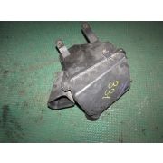 Корпус воздушного фильтра Toyota PROGRES JCG15 1JZFSE