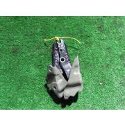 Кронштейн капота Toyota ARISTO JZS160 2JZGE