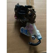 Замок двери Mitsubishi PAJERO IO H77W 4G94