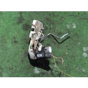 Замок двери Honda CAPA GA4 D15B