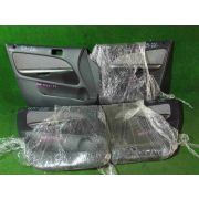 Обшивка двери Honda STREAM RN4 K20A
