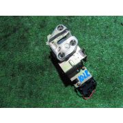 Замок двери Mazda DEMIO DW5W B5