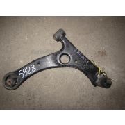 Рычаг Toyota COROLLA SPACIO ZZE124N 1ZZFE