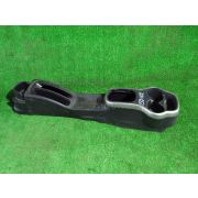 Бардачок между сиденьями Nissan MARCH AK12 CR12DE