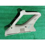 Обшивка багажника Toyota HARRIER ACU15 2AZFE