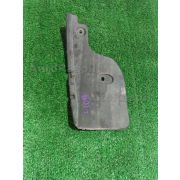 Подкрылок Toyota RACTIS NCP120 1NRFE