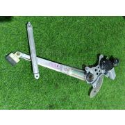 Стеклоподъемник Toyota BB NCP31 1NZFE