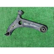 Рычаг Toyota PLATZ NCP12 1NZFE